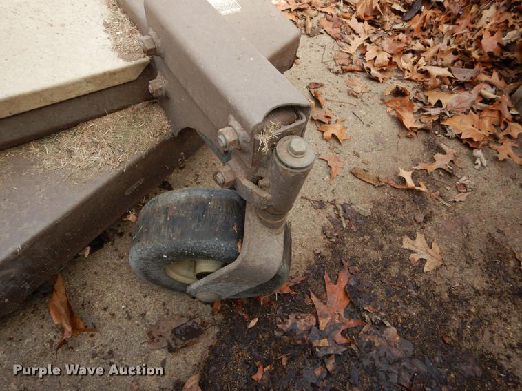 image for item EQ9813 Grasshopper 718 ZTR lawn mower