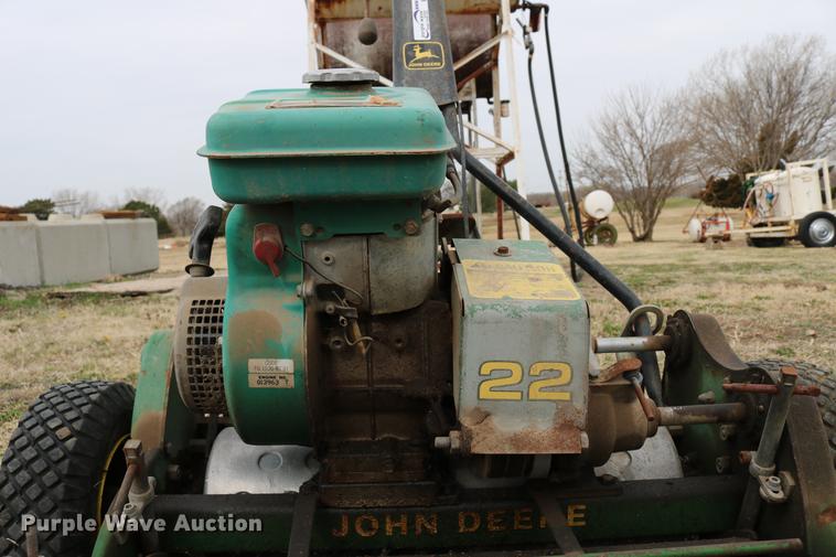 image for item EW9158 John Deere 22 greens mower