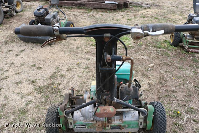 image for item EW9158 John Deere 22 greens mower