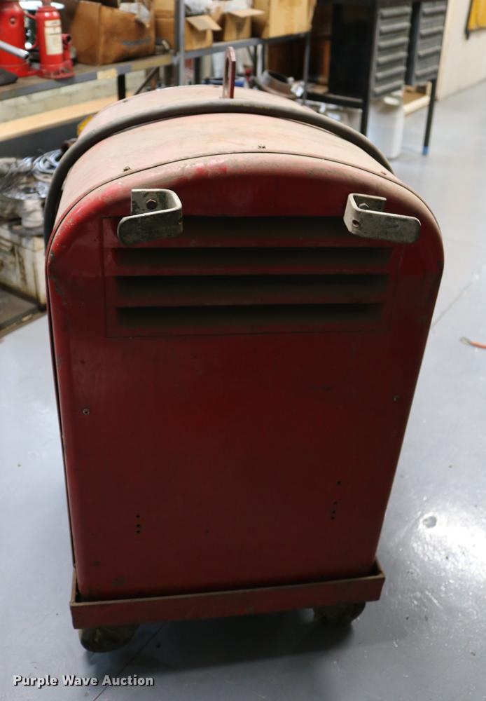 image for item EW9162 Lincoln Idealarc 250 welder