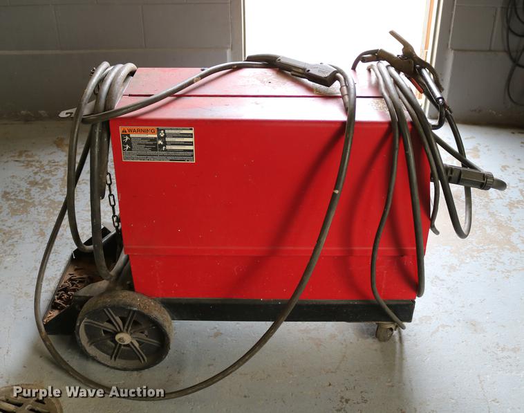 image for item EW9163 Lincoln Idealarc SP225 wire welder