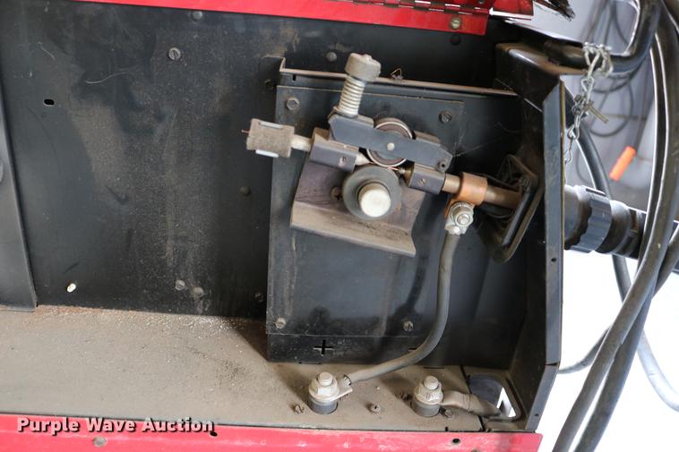 image for item EW9163 Lincoln Idealarc SP225 wire welder