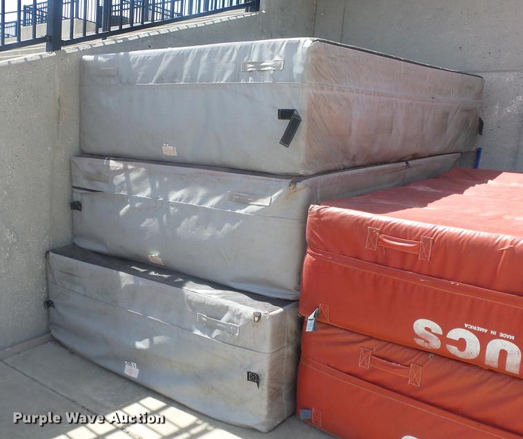 image for item EX9126 (5) high jump mats