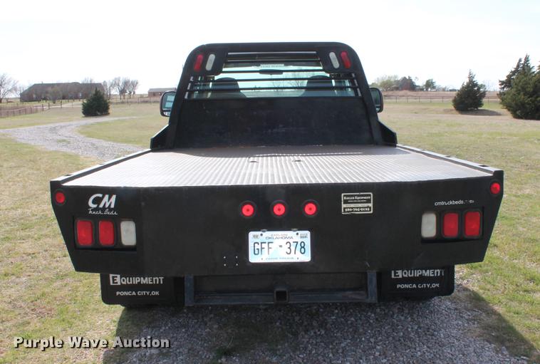 image for item AP9336 2004 Ford F350 Super Duty XLT flatbed pickup truck