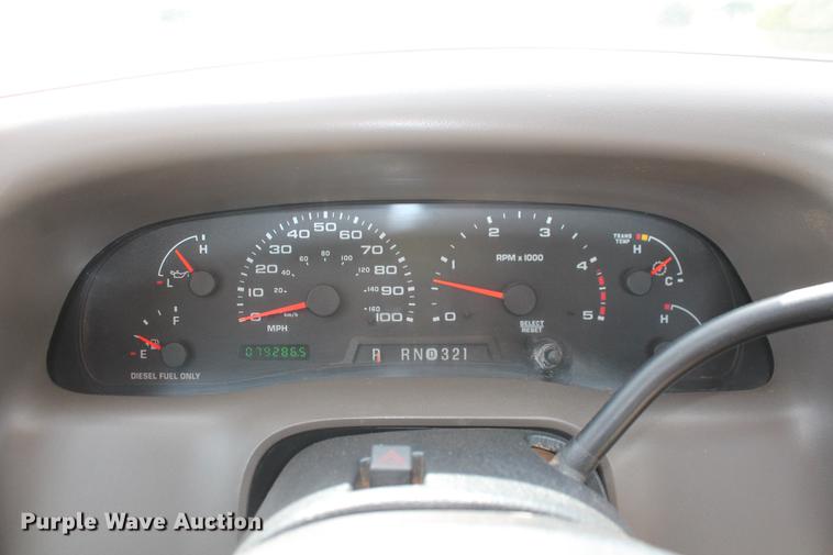 image for item AP9336 2004 Ford F350 Super Duty XLT flatbed pickup truck