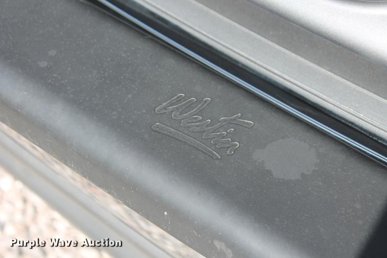 image for item AP9336 2004 Ford F350 Super Duty XLT flatbed pickup truck