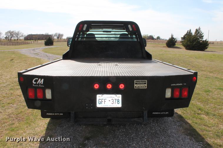 image for item AP9336 2004 Ford F350 Super Duty XLT flatbed pickup truck