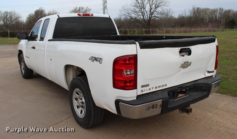 image for item BE9361 2009 Chevrolet Silverado 1500 Ext. Cab pickup truck