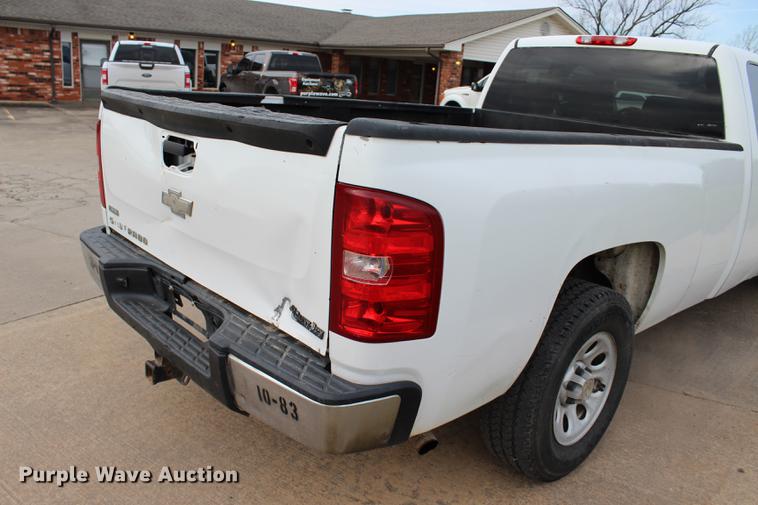 image for item BE9361 2009 Chevrolet Silverado 1500 Ext. Cab pickup truck