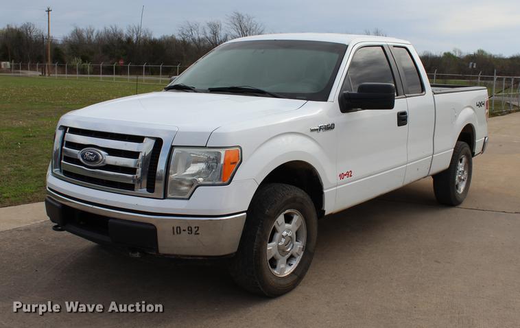 image for item BE9363 2010 Ford F150 XLT SuperCab pickup truck