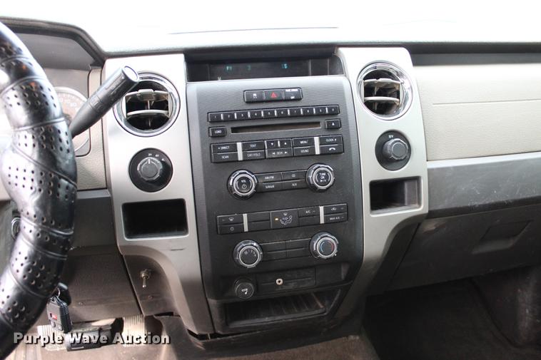 image for item BE9363 2010 Ford F150 XLT SuperCab pickup truck