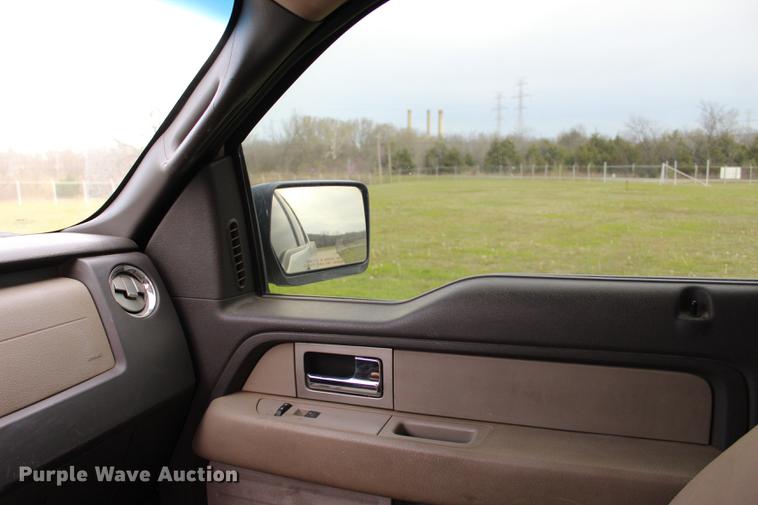 image for item BE9363 2010 Ford F150 XLT SuperCab pickup truck