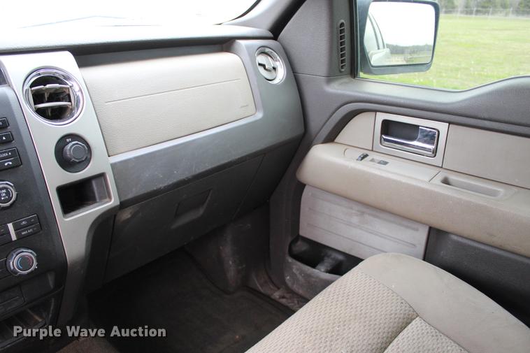 image for item BE9363 2010 Ford F150 XLT SuperCab pickup truck