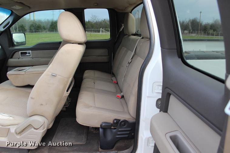 image for item BE9363 2010 Ford F150 XLT SuperCab pickup truck