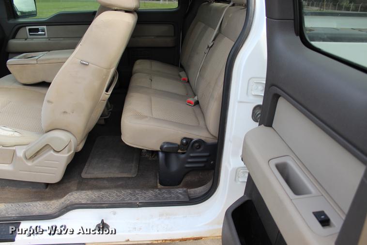 image for item BE9363 2010 Ford F150 XLT SuperCab pickup truck