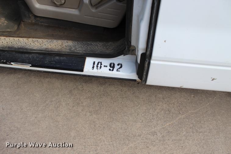 image for item BE9363 2010 Ford F150 XLT SuperCab pickup truck