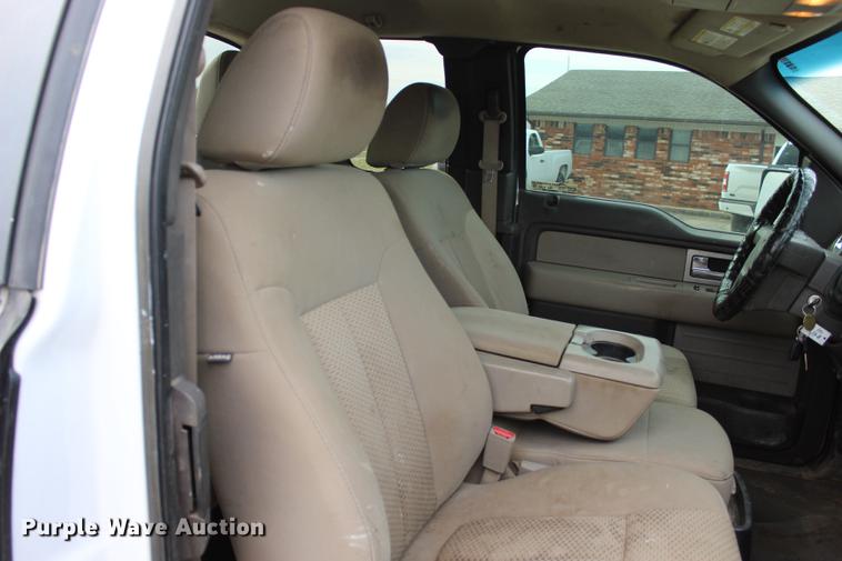 image for item BE9363 2010 Ford F150 XLT SuperCab pickup truck