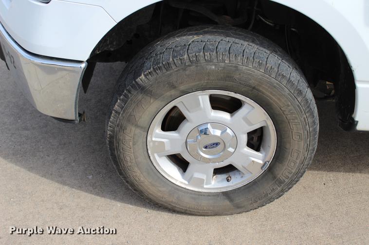 image for item BE9363 2010 Ford F150 XLT SuperCab pickup truck