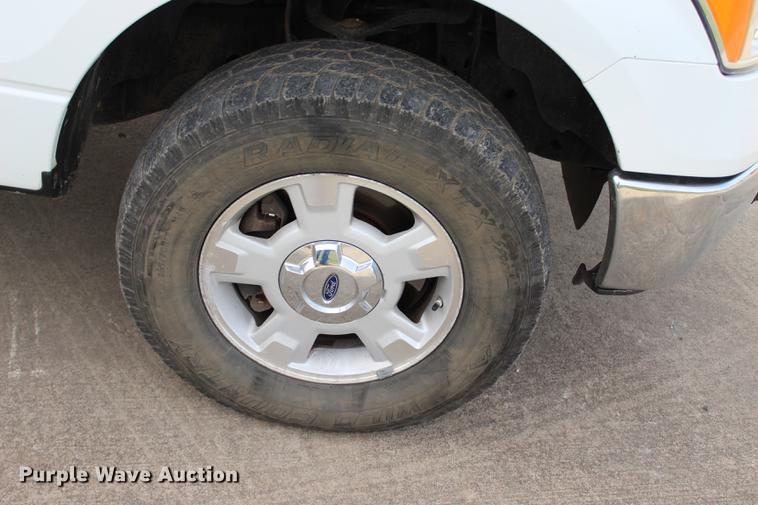 image for item BE9363 2010 Ford F150 XLT SuperCab pickup truck