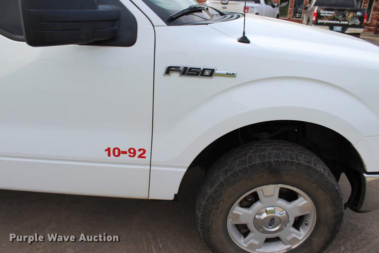 image for item BE9363 2010 Ford F150 XLT SuperCab pickup truck