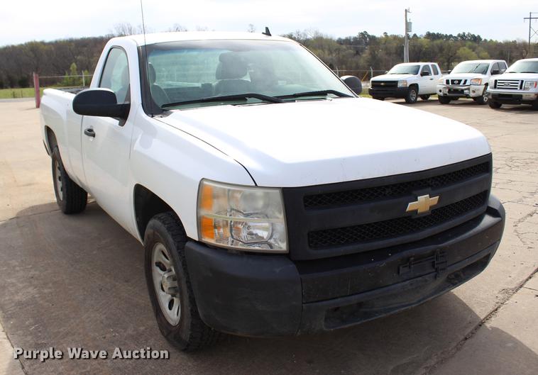 image for item BE9364 2008 Chevrolet Silverado 1500 pickup truck