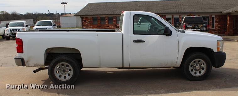 image for item BE9364 2008 Chevrolet Silverado 1500 pickup truck
