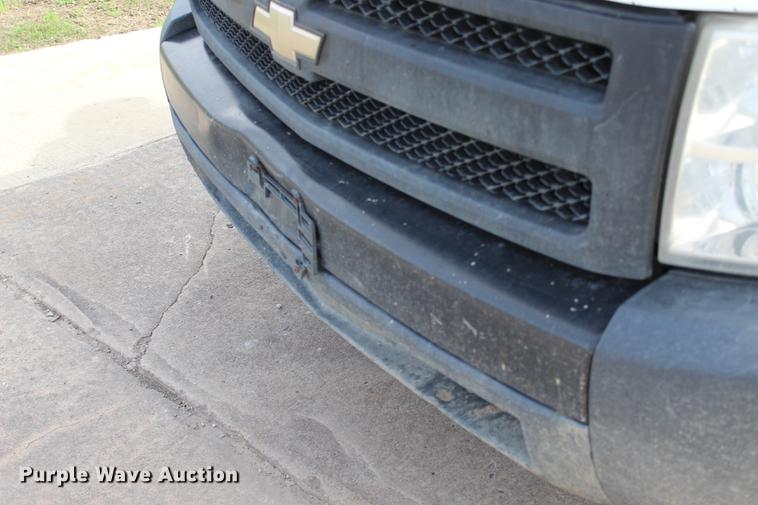 image for item BE9364 2008 Chevrolet Silverado 1500 pickup truck