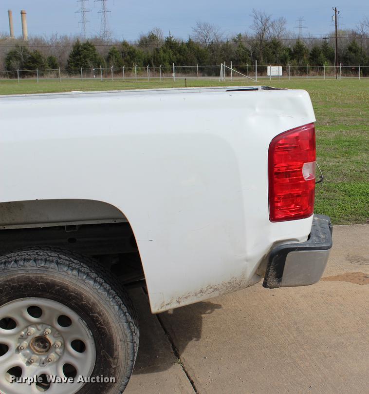 image for item BE9364 2008 Chevrolet Silverado 1500 pickup truck