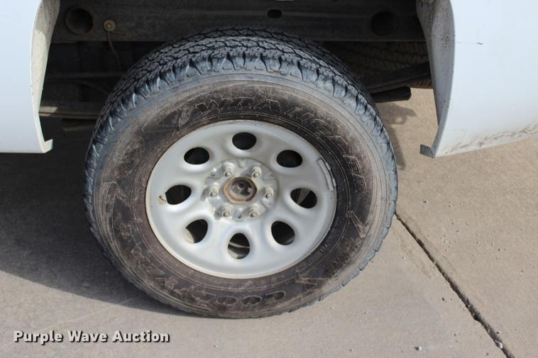 image for item BE9364 2008 Chevrolet Silverado 1500 pickup truck