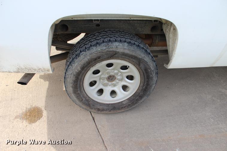 image for item BE9364 2008 Chevrolet Silverado 1500 pickup truck