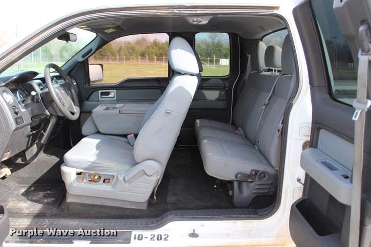 image for item BE9365 2011 Ford F150 XLT SuperCab pickup truck