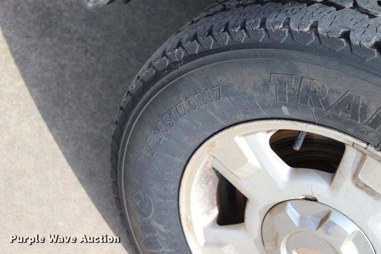 image for item BE9365 2011 Ford F150 XLT SuperCab pickup truck