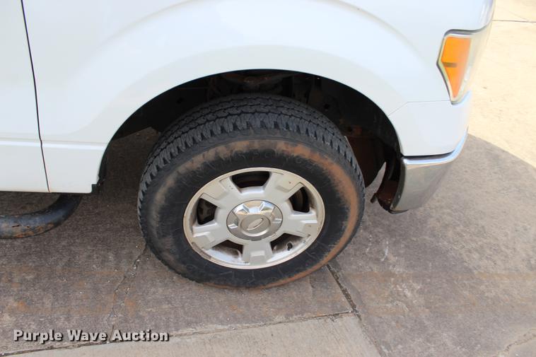 image for item BE9365 2011 Ford F150 XLT SuperCab pickup truck