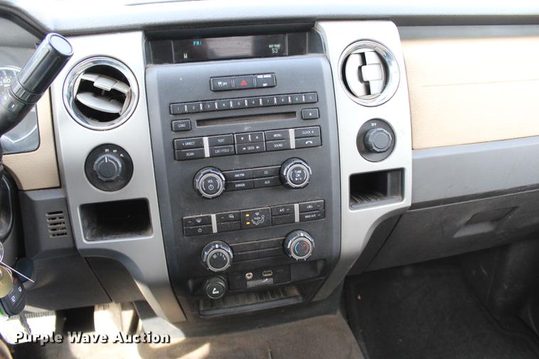 image for item BE9366 2011 Ford F150 XLT SuperCab pickup truck