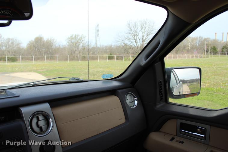 image for item BE9366 2011 Ford F150 XLT SuperCab pickup truck