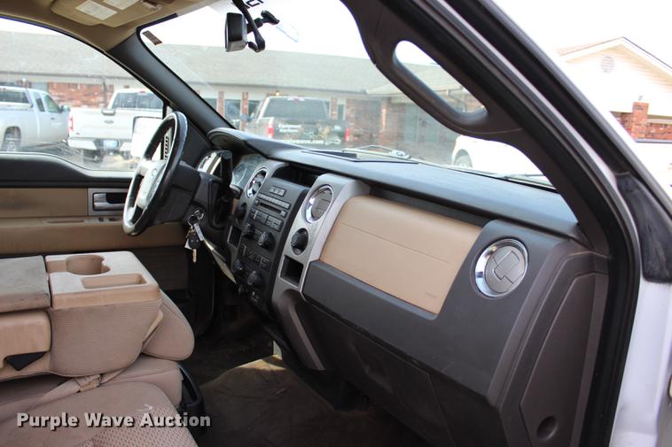 image for item BE9366 2011 Ford F150 XLT SuperCab pickup truck