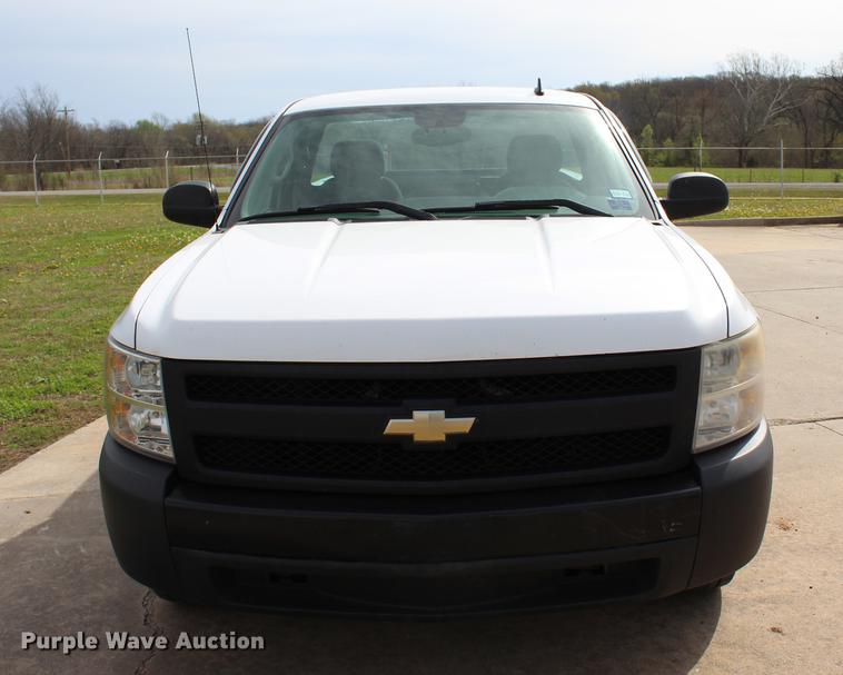 image for item BE9368 2008 Chevrolet Silverado 1500 pickup truck