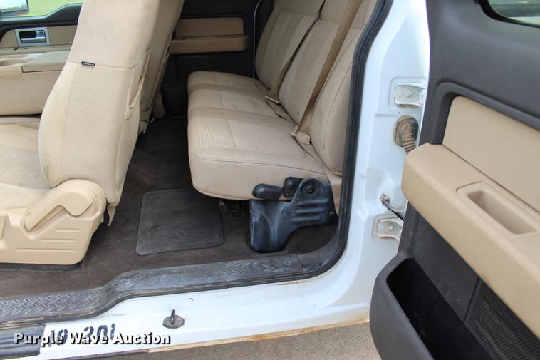 image for item BE9369 2011 Ford F150 XLT SuperCab pickup truck