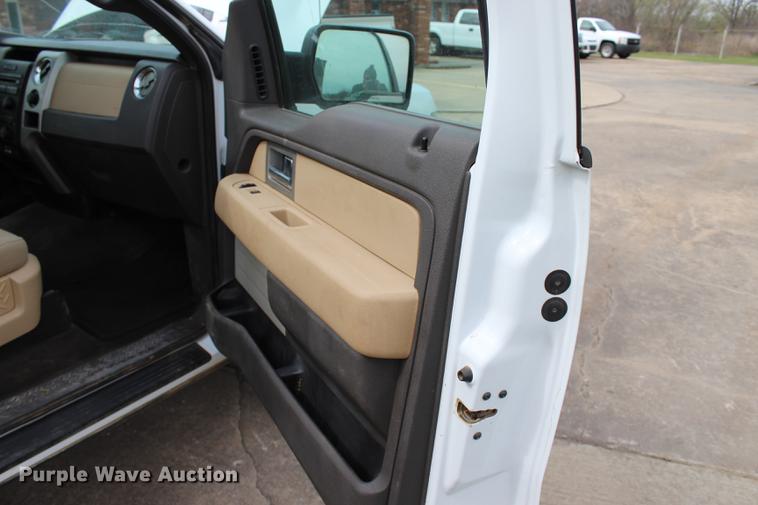 image for item BE9369 2011 Ford F150 XLT SuperCab pickup truck