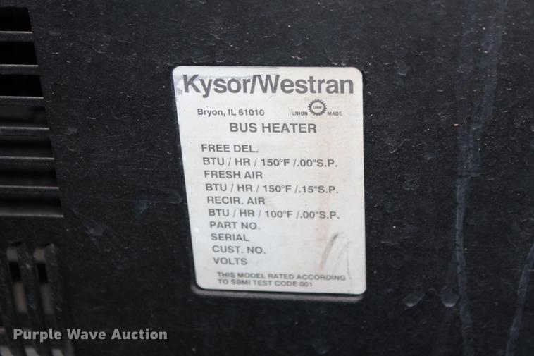 image for item DB5200 1999 International 3800 school bus
