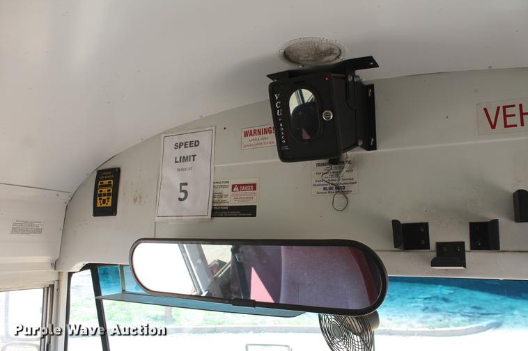 image for item DB5200 1999 International 3800 school bus