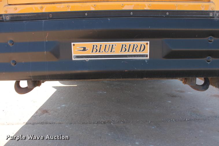 image for item DB5200 1999 International 3800 school bus