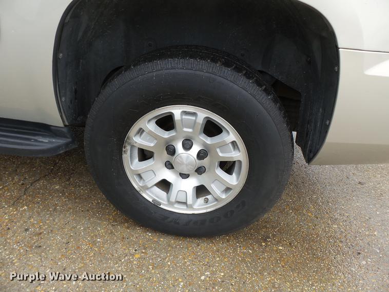image for item DB7163 2007 GMC Yukon SUV