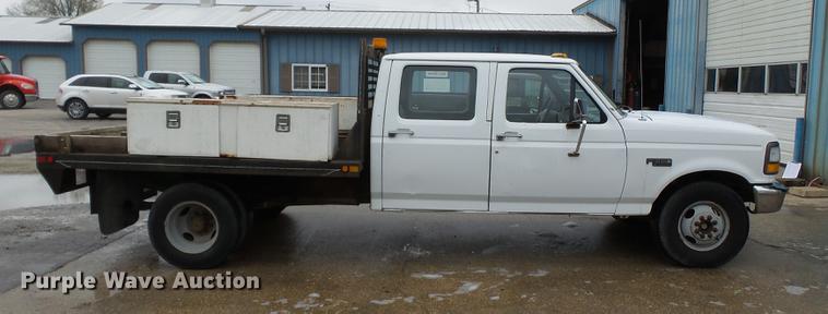 image for item DB7164 1994 Ford F350 Crew Cab flatbed truck