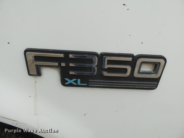 image for item DB7164 1994 Ford F350 Crew Cab flatbed truck