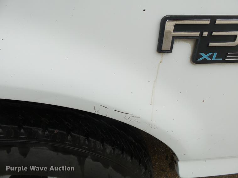 image for item DB7164 1994 Ford F350 Crew Cab flatbed truck