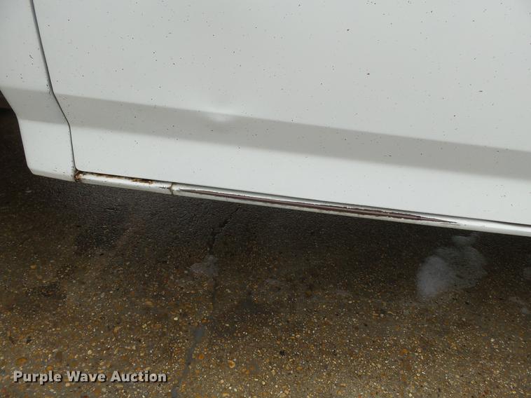 image for item DB7164 1994 Ford F350 Crew Cab flatbed truck