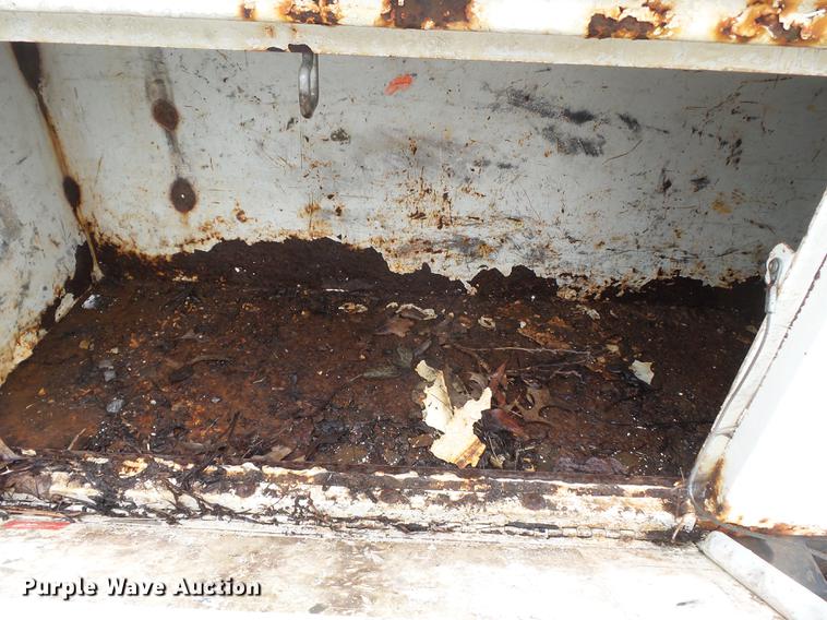 image for item DB7164 1994 Ford F350 Crew Cab flatbed truck