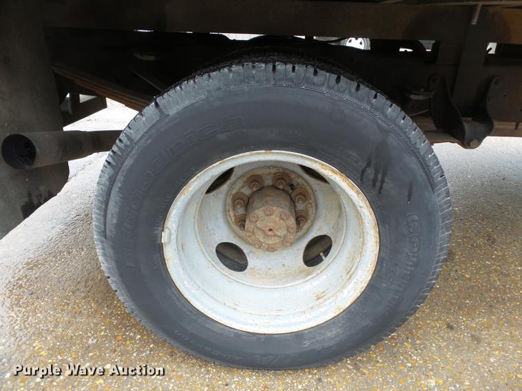 image for item DB7164 1994 Ford F350 Crew Cab flatbed truck