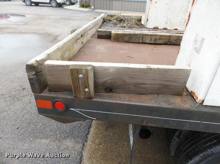 image for item DB7164 1994 Ford F350 Crew Cab flatbed truck